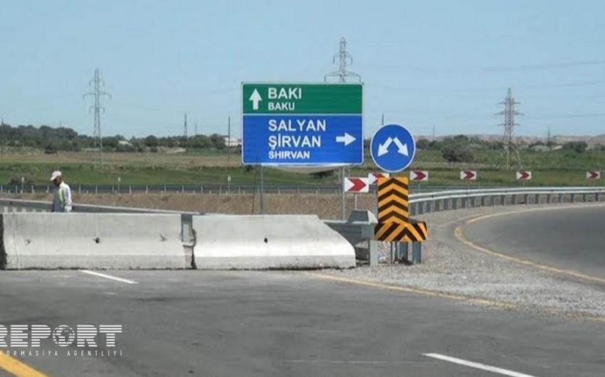 Salyanda avtomobil mühafizəçini vurub - FOTO