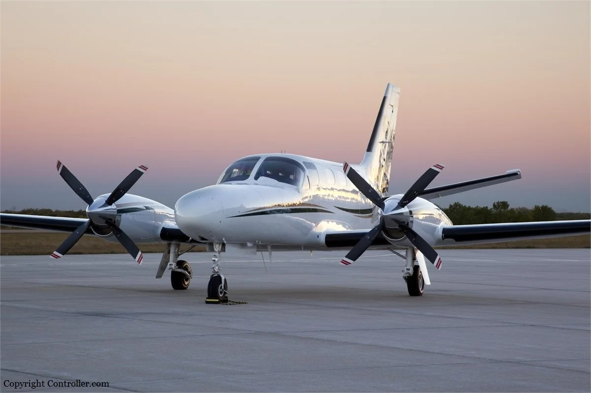 Officials confirm 6 were killed in Howland plane crash in US