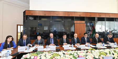 Elm və Təhsil Nazirliyi Ombudsmanla birgə işçi qruplarının yaradılmasını müzakirə edib