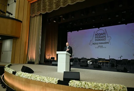 İlham Əliyev və Mehriban Əliyeva Ağdam Muğam Mərkəzinin açılışında iştirak ediblər - YENİLƏNİB-3