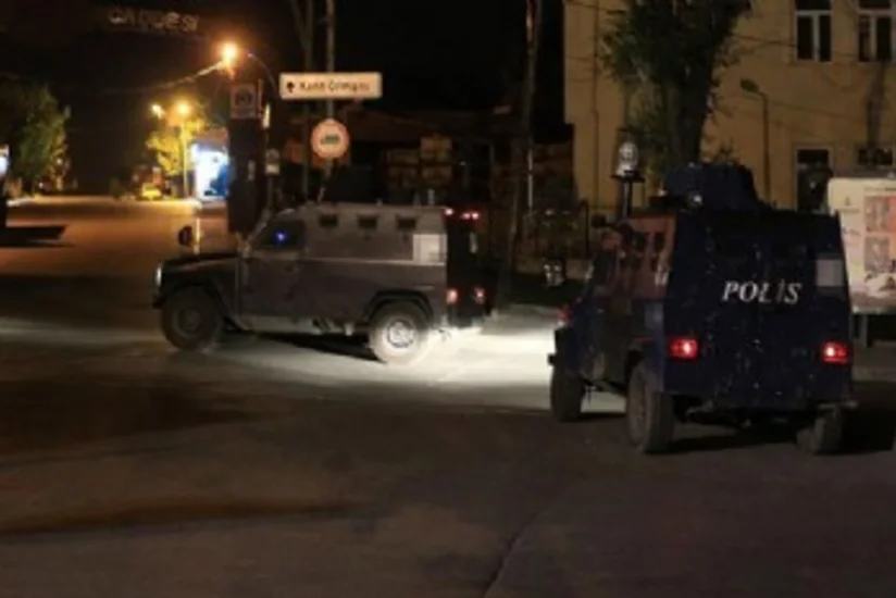 ​Türkiyədə partlayış nəticəsində 2 polis şəhid olub, 3-ü yaralanıb