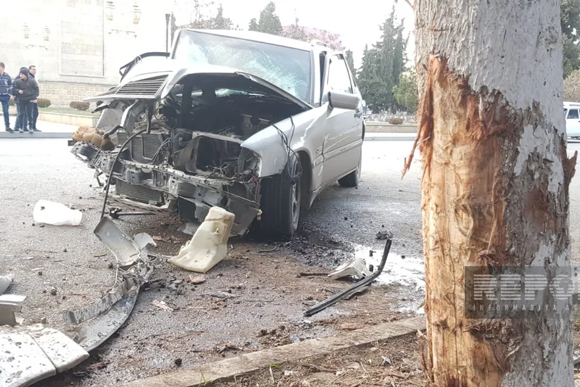 Ucarda zəncirvari yol qəzası baş verib, yaralılar var