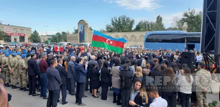 Bərdədə “Müharibə cinayətləri: Mülki şəxslərə hücum” adlı konfrans keçirilib
