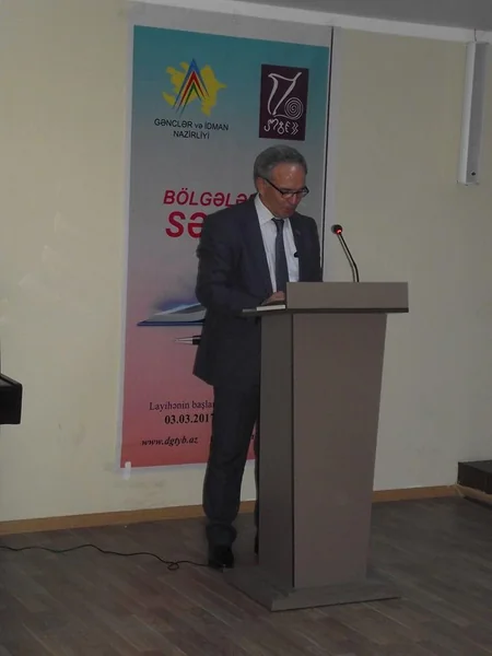 Gənc yazarların poeziya gecəsi keçirilib