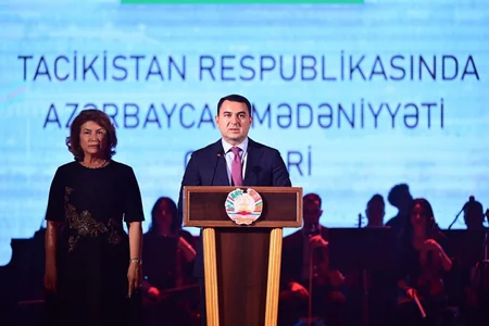 Tacikistanda Azərbaycan Mədəniyyəti Günlərinin açılışı münasibətilə qala konsert keçirilib