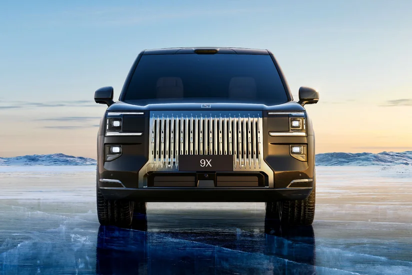 Zeekr 9X flaqman SUV modeli Şanxay Avtomobil Sərgisində debüt edib
