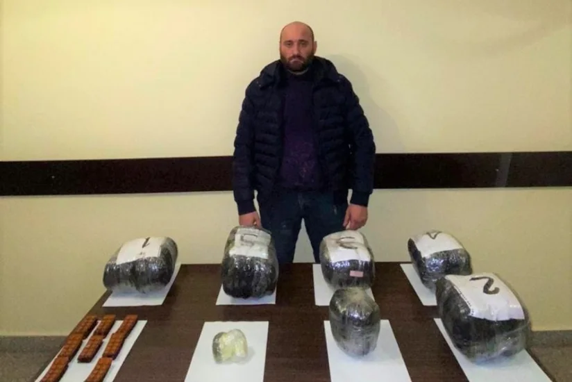 Предотвращен ввоз из Ирана в Азербайджан около 10 кг наркотиков
