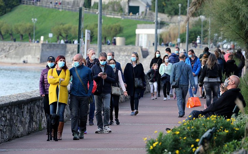 Ireland extends quarantine until April