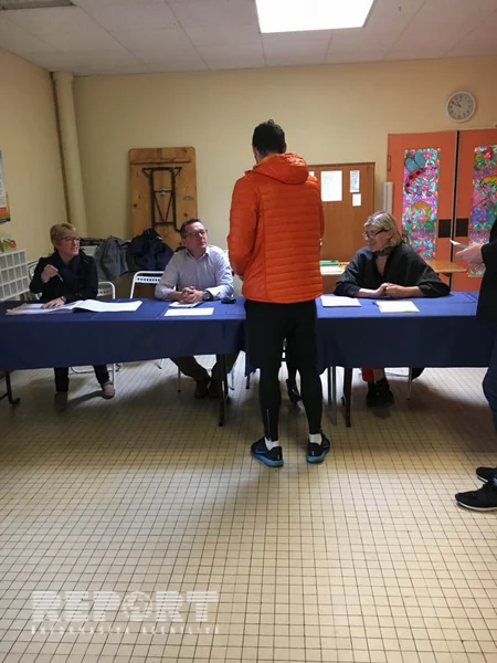 Fransada keçirilən prezident seçkilərində seçici iştirakı 28,23% təşkil edir - FOTO