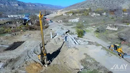 Xudafərin-Qubadlı-Laçın avtomobil yolunun asfaltlanması işlərinə başlanılıb