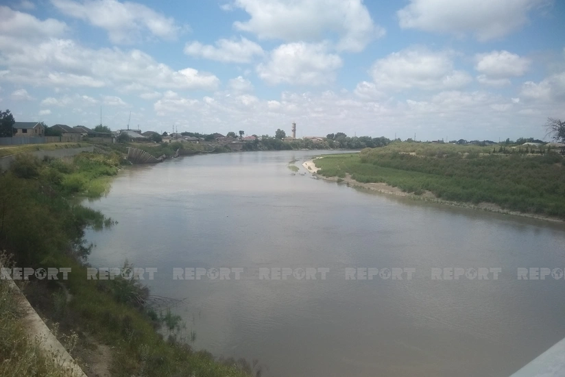 Water level rises in Kur, with river currently flowing into sea