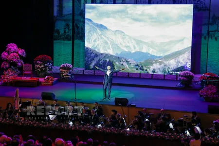 ​Bakıda Polad Bülbüloğlunun yubiley konserti keçirilib