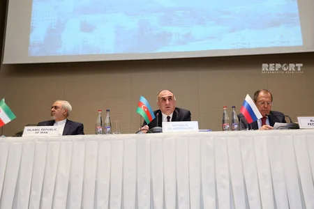 Azerbaijani, Russian and Iran FMs discuss issues of cooperation in Baku