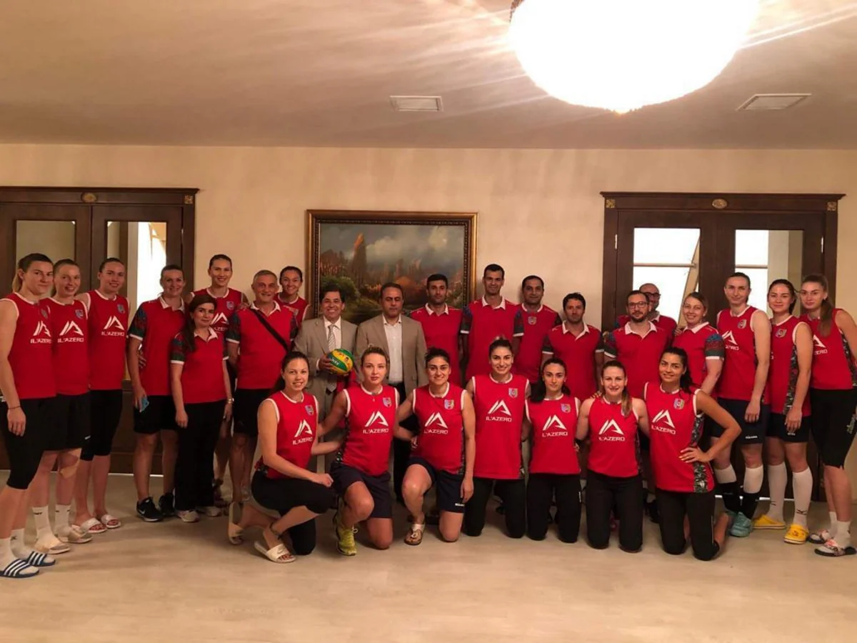 Səfir Manuel Da Kruz Azərbaycan voleybolçuları ilə görüşüb - FOTO