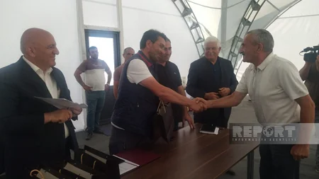 Bu gün Laçına köçürülən ailələrə evlərin açarları təqdim olunub