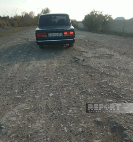 Ağdaşın Qaradeyin kəndinin yolları bərbad vəziyyətə düşüb