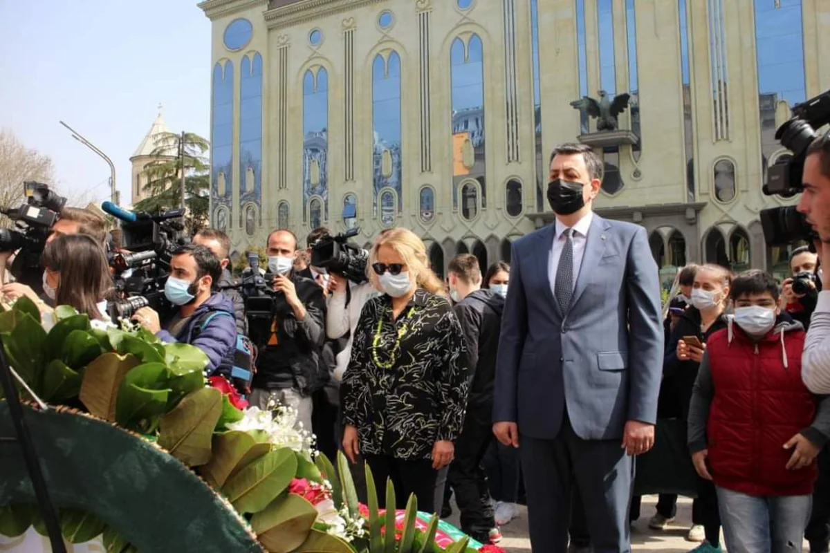 Ambassadors of Azerbaijan, Turkey commemorate those who died for Georgia's independence