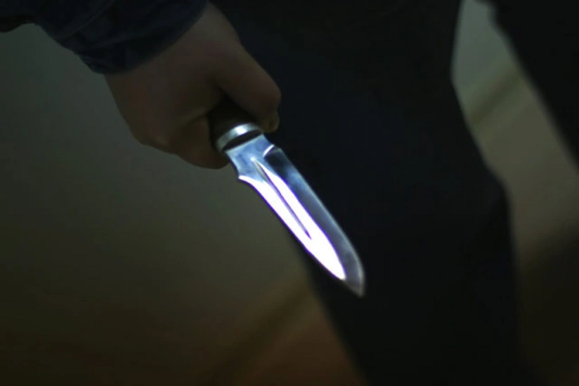 Два молодых человека получили ножевые ранения в Хырдалане