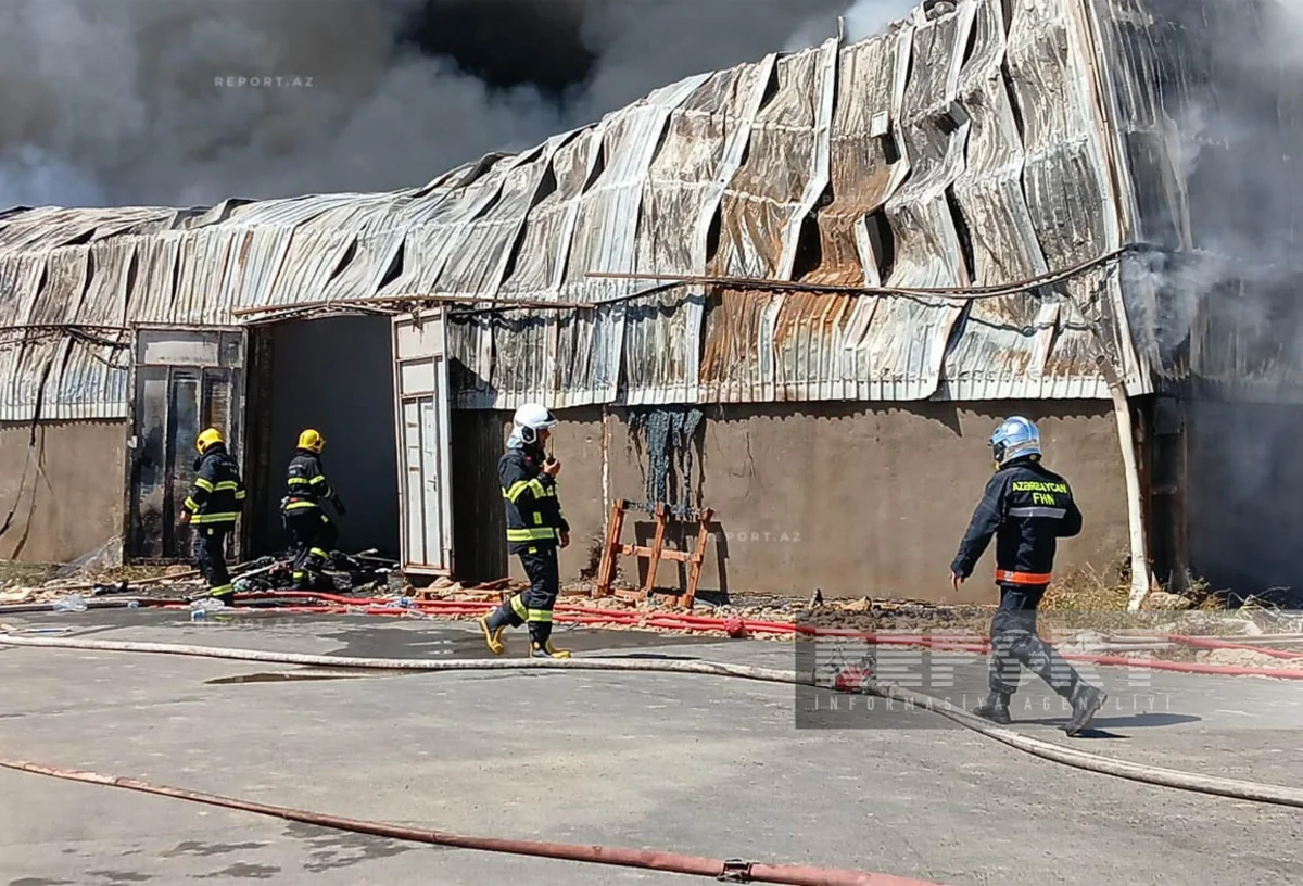 Sədərək ticarət mərkəzində yanğın zamanı 12 nəfər tüstüdən zəhərlənib - YENİLƏNİB