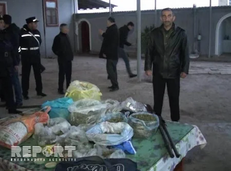 Neftçala sakini külli miqdarda narkotik maddə ilə saxlanılıb - FOTO