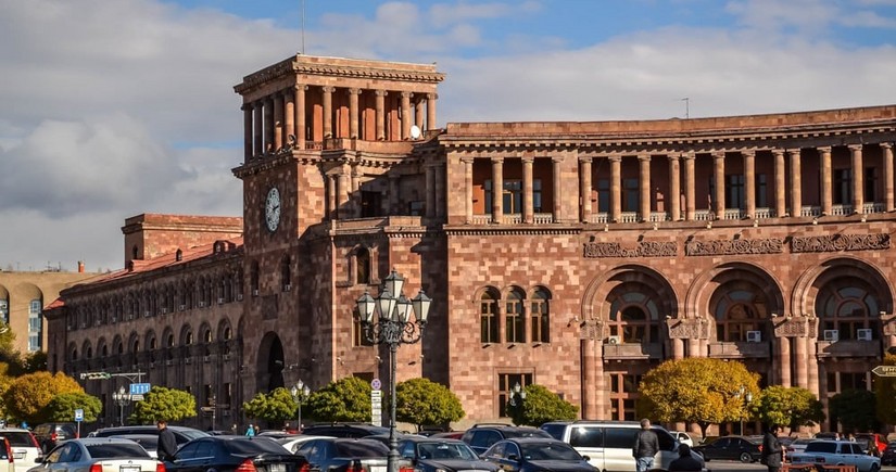 İrəvanda fəala qarşı zorakılık faktına görə altı nəfər saxlanılıb