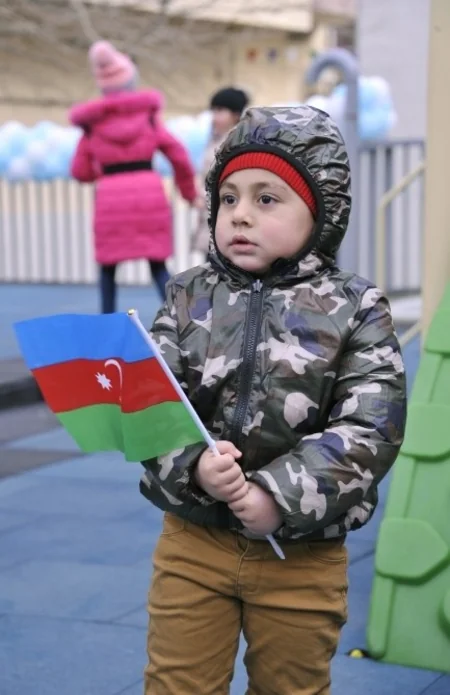 Leyla Əliyeva Səbail rayonunda abadlaşdırılan həyətin açılışında iştirak edib