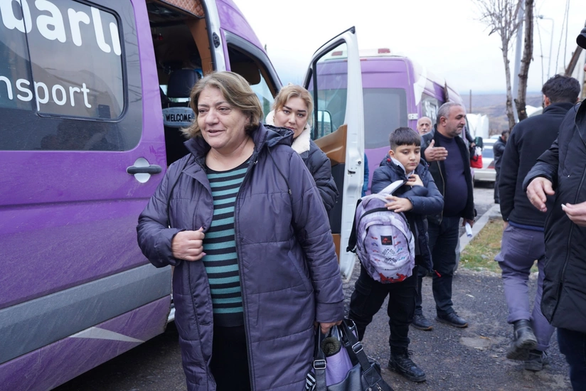 Növbəti köç karvanı Laçına çatıb, mənzillərin açarları təqdim olunub - YENİLƏNİB-2