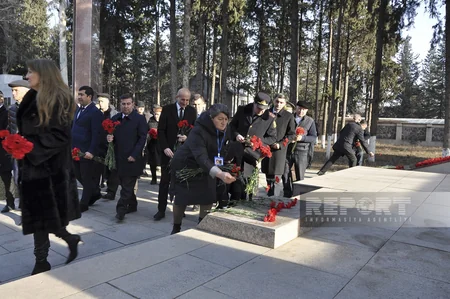 Qərb bölgəsində 20 Yanvar şəhidlərinin anım mərasimləri keçirilib