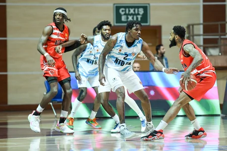 Azərbaycan Basketbol Liqası: XVII turun açılış oyunu sükutla başlayıb