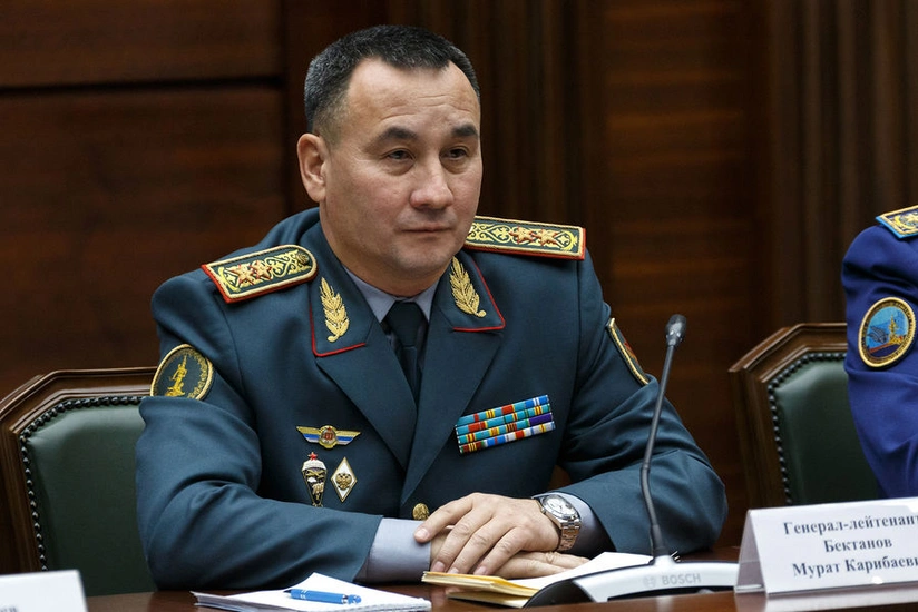 В Казахстане арестовали бывшего министра обороны