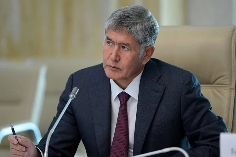 Almazbek Atambekov: Ölkə konstitusiyasında bir-birinə zidd olan maddələr var