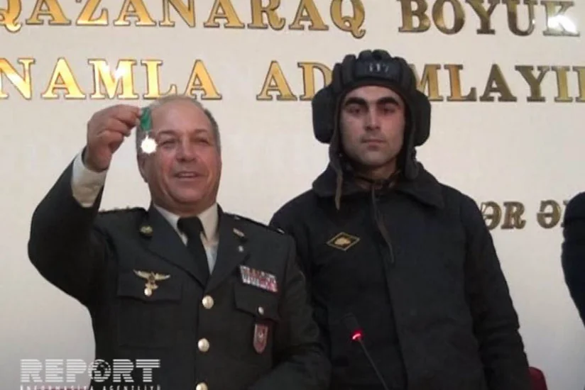 ​Silahlı Qüvvələrin tank tağımının komandiri təltif olunub