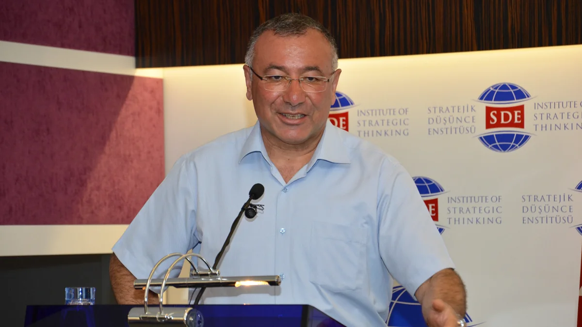 Türkiyəli hərbi ekspert: “Azərbaycan FETÖ təhlükəsinə qarşı ən qətiyyətli mübarizə aparan ölkələrdəndir”