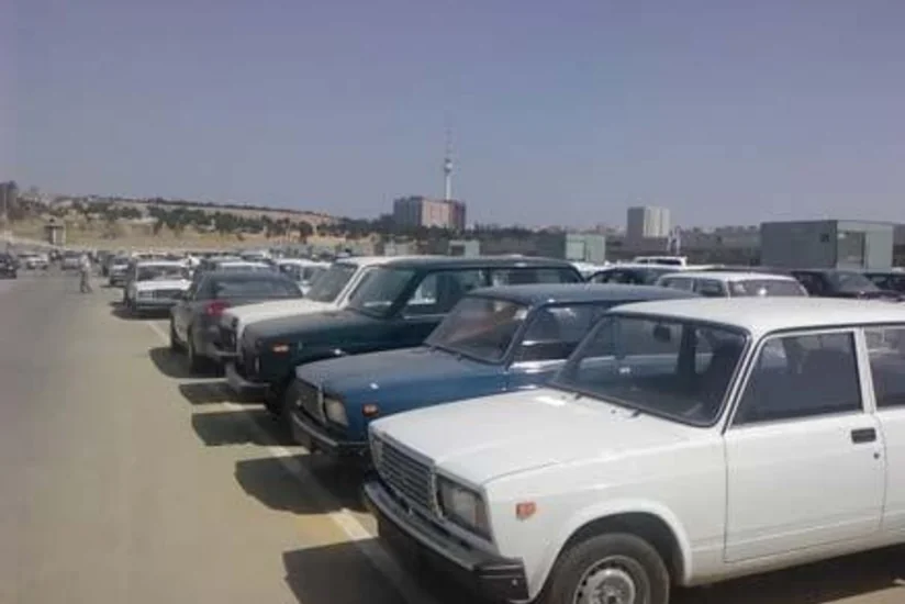 Azərbaycanda köhnə nəqliyyat vasitələrinin dövriyyəsinin məhdudlaşdırılması ilə bağlı təkliflər hazırlanacaq