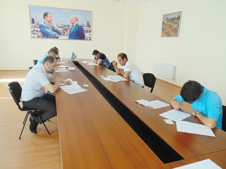​Sumqayıt Təlim, Tədris Mərkəzinə şagird qəbulu üçün test imtahanı keçirilib