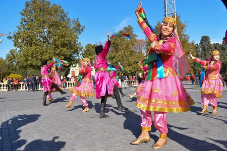 Bakıda “Bayraq yürüşü” keçirilib