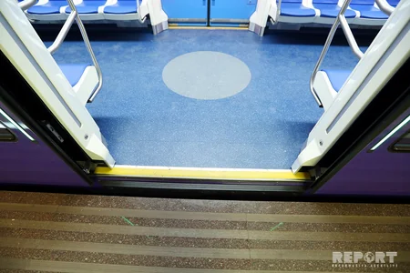 Bakıya yeni gətirilmiş metro qatarının təqdimatı keçirilib - FOTOREPORTAJ