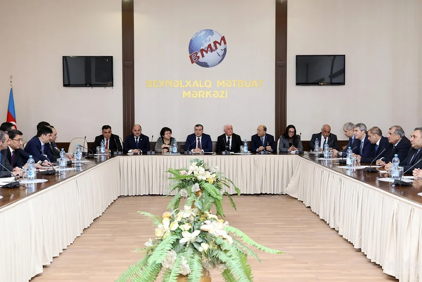 Nazir Qarabağ müharibəsi iştirakçıları və şəhid ailələri ilə görüş keçirir