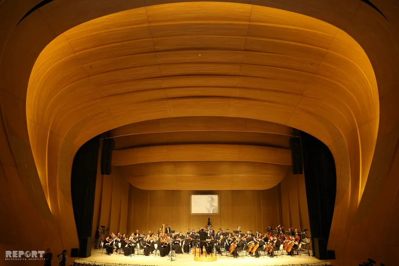 Üzeyir Hacıbəyli X Beynəlxalq Musiqi Festivalının yekun konserti keçirilib - FOTO