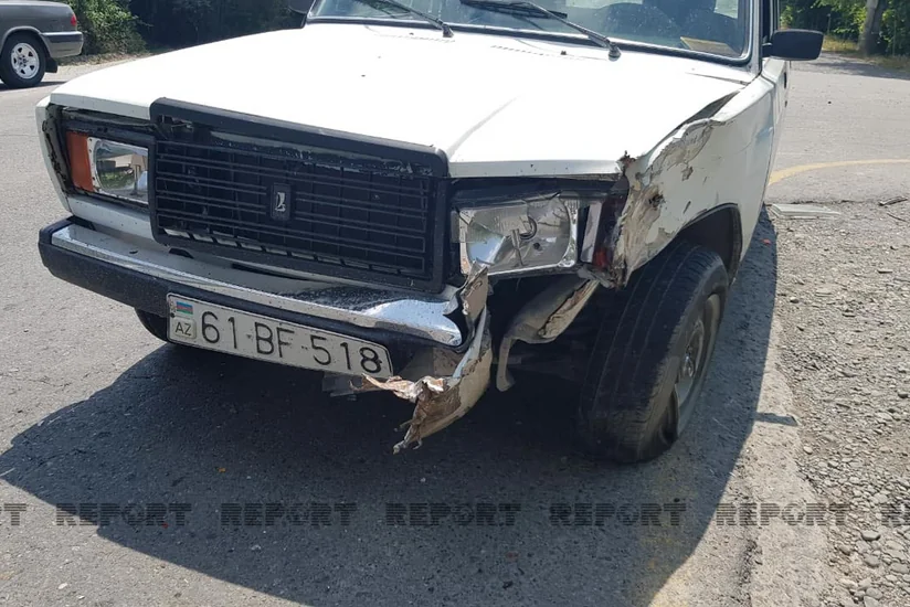 Göyçayda iki avtomobil toqquşub, xəsarət alan var