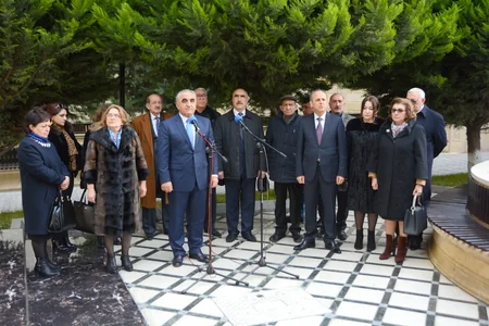 UNEC-də 20 Yanvar şəhidlərinin Memorial-Xatirə Kompleksinin açılışı olub