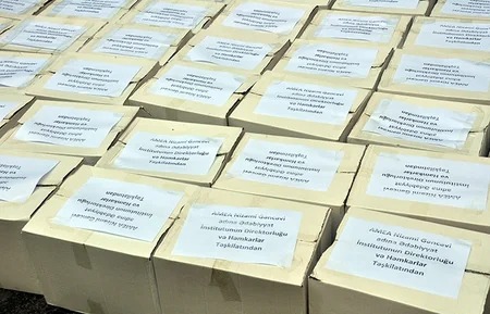 AMEA-nın bəzi işçilərinə ərzaq yardımı paylanıldı