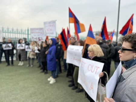 В Ереване прошла акция с требованием вывода российских пограничников из страны