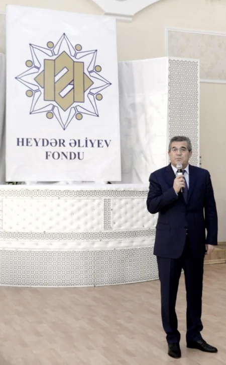 Heydər Əliyev Fondunun təşəbbüsü ilə 165 mindən çox aztəminatlı ailəyə bayram sovqatları verilir