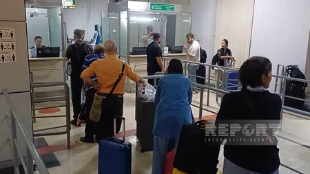 Over 100 foreigners evacuated from Iran to Azerbaijan in half day