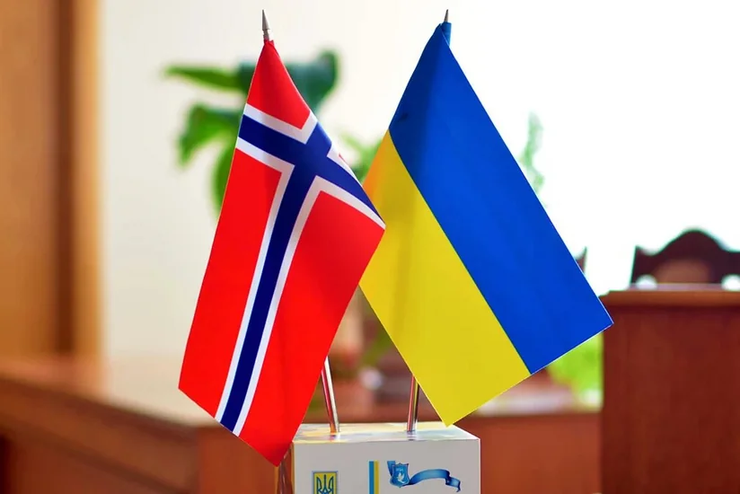 Украина и Норвегия договорились о транспортном безвизе