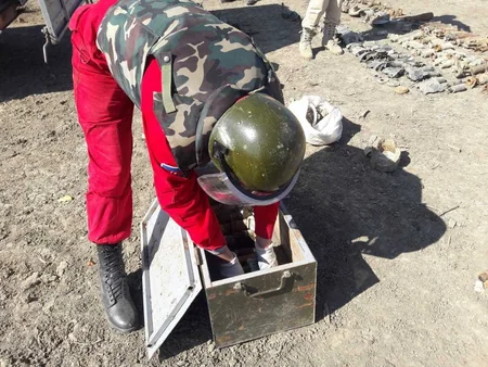 Yevlaxda 65 ədəd partlamamış hərbi sursat aşkar olunub - FOTO