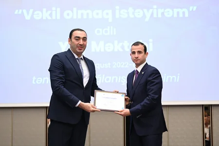 Vəkil olmaq istəyirəm adlı yay məktəbinin bağlanış mərasimi keçirilib