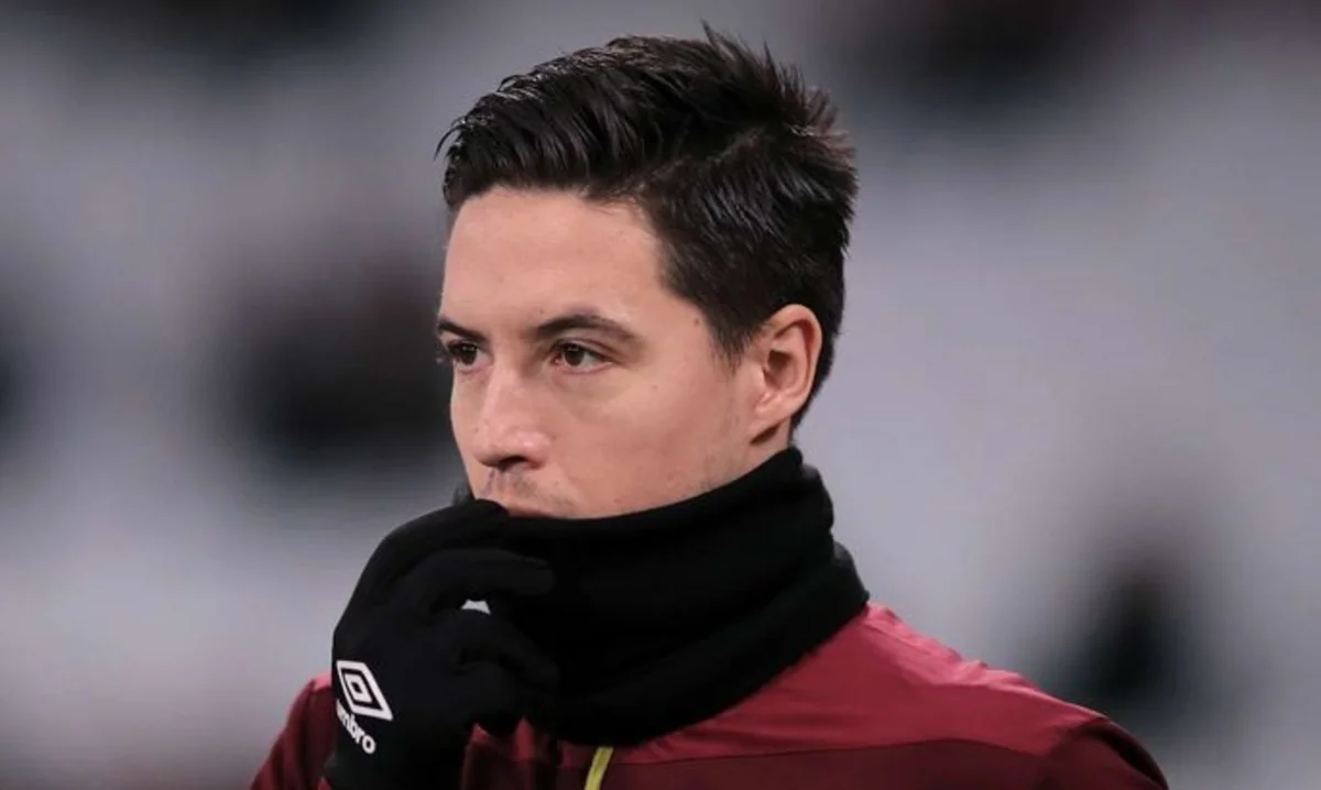 Полузащитник Самир Насри объявил о завершении карьеры