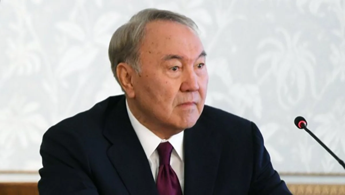Назарбаев сможет пожизненно возглавлять совбез Казахстана